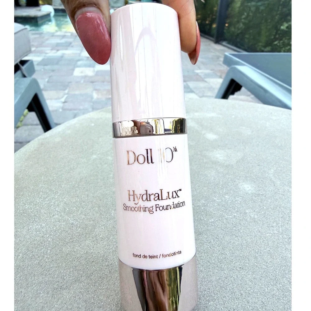 Doll 10 HydraLux Smoothing Foundation Deep 30ml 1‎ fl oz New